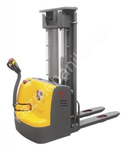 Штабелер самоходный 1,5 т 3,0 м XILIN CDD15R-II (сопровождаемый)
