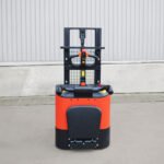 Самоходный Штабелер OXLIFT BX1526E 2600 мм 1500 кг с платформой для оператора