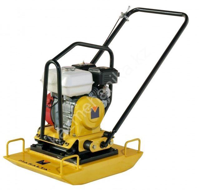 Виброплита Masalta MS100-4 бензиновая (Honda GX160 5,5 л.с., 93 кг, бак, рама)