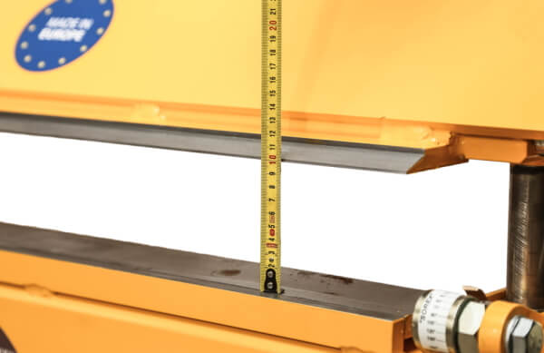 Листогиб EuroMaster LBM 250 PRO