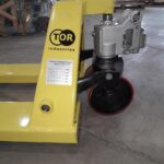 Тележка гидравлическая 2500 кг 1150 мм полиуретановые колеса TOR AC (серия J)
