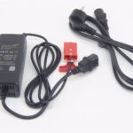 Зарядное устройство для тележек CBD15 240V-24/5A (Charger 1-100~240V-24/5A (on-board))