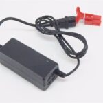 Зарядное устройство для тележек CBD15 240V-24/5A (Charger 1-100~240V-24/5A (on-board))