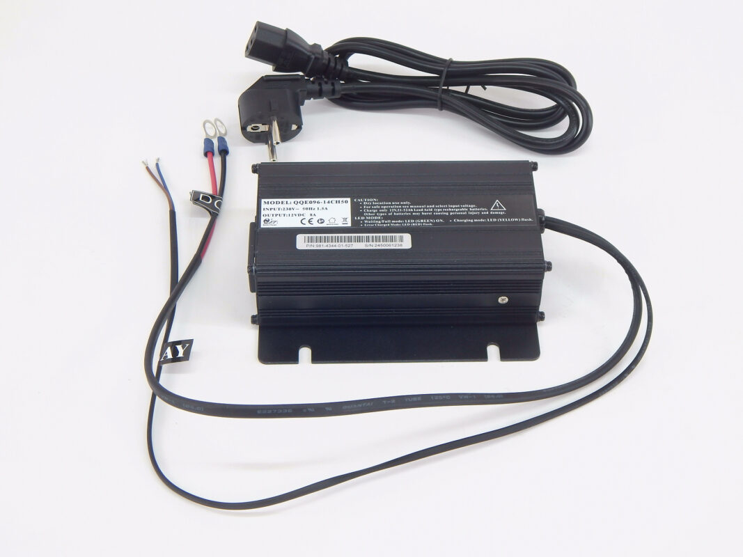 Зарядное устройство для тележек EHLS1000N1500N 12V/8A (Charger)