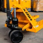 Тележка гидравлическая 2500 кг 1150 мм резиновые колеса XILIN DF-III