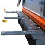 Гидравлическая гильотина HCJ 2560 E