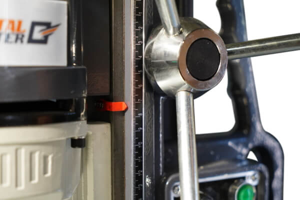 Сверлильный станок на магнитном основании Metal Master MDM-50E