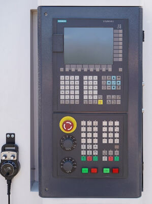Токарный станок с чпу с наклонной станиной Metal Master SNC 4550