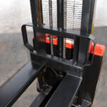 Самоходный Штабелер OXLIFT AX12 2500 мм 1200 кг