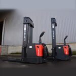 Самоходный штабелер с платформой оператора OXLIFT Premium PS 1536 1500 кг 3.6 м
