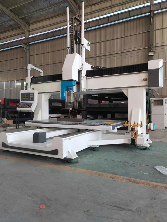 Обрабатывающий центр с чпу WoodTec 1320 — 5 AXIS