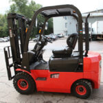 Бензиновый автопогрузчик EP CPQD18T8
